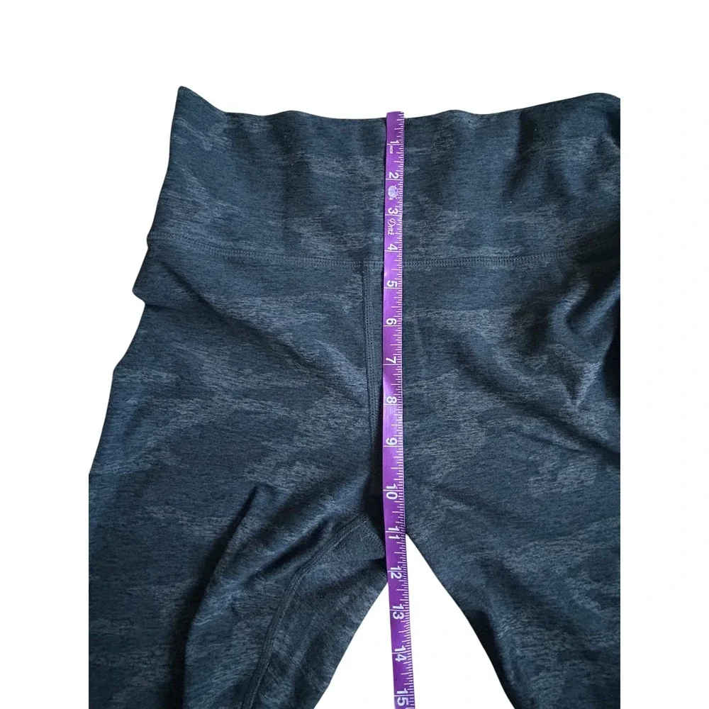Vuori High Rise Camo Leggings Charcoal Gray Zip Pocket Activewear Women's 25